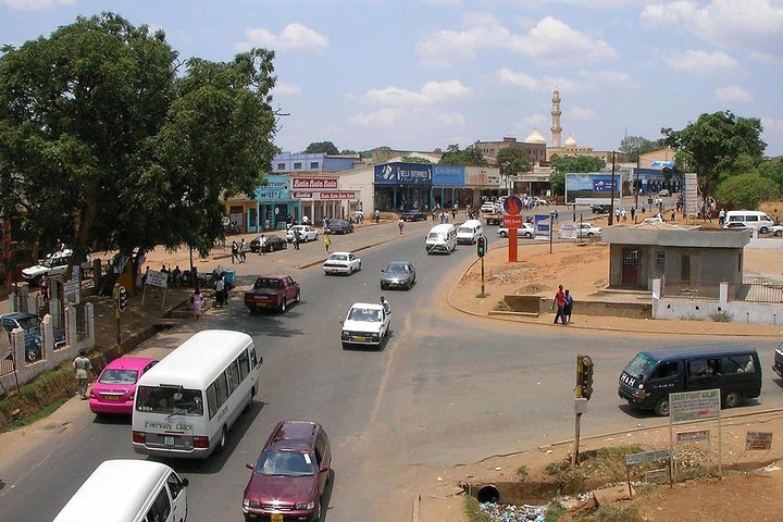 Lilongwe Airport to Hotel private transfer. Malawi