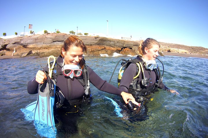 Scuba Diving Beginner's Session in Costa Adeje