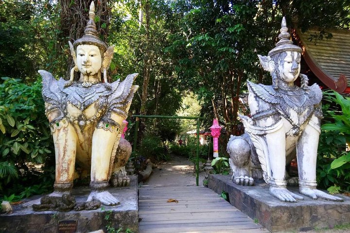 Chiang Mai Best City Tour with Doi Suthep, Pha Lat & Chedi Luang