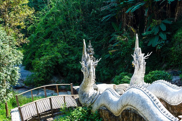 Chiang Mai Best City Tour with Doi Suthep, Pha Lat & Chedi Luang