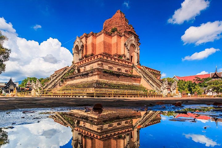 Chiang Mai Best City Tour with Doi Suthep, Pha Lat & Chedi Luang