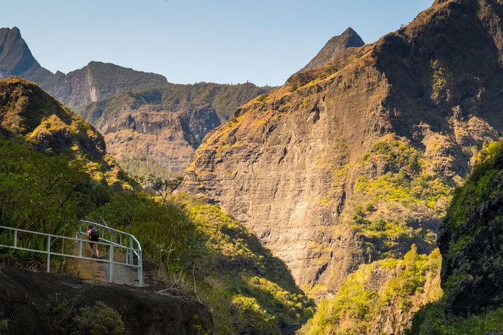 Hiking: Authentic immersion in Mafate