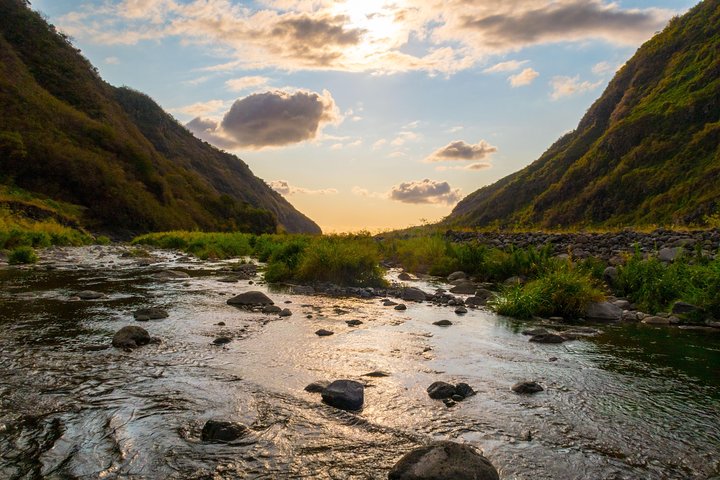 Hiking: Authentic immersion in Mafate