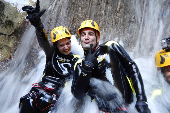 Canyoning in Nevidio Canyon