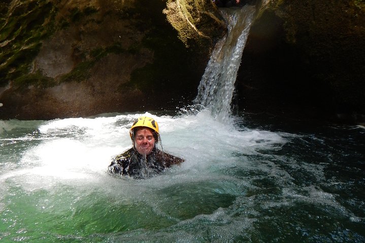 Canyoning in Nevidio Canyon