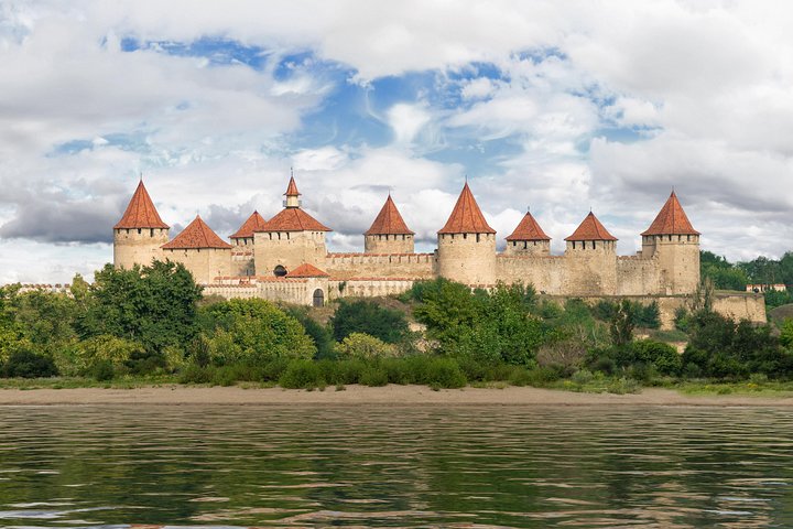Transnistria Tour from Chisinau Explore Soviet Time Capsule