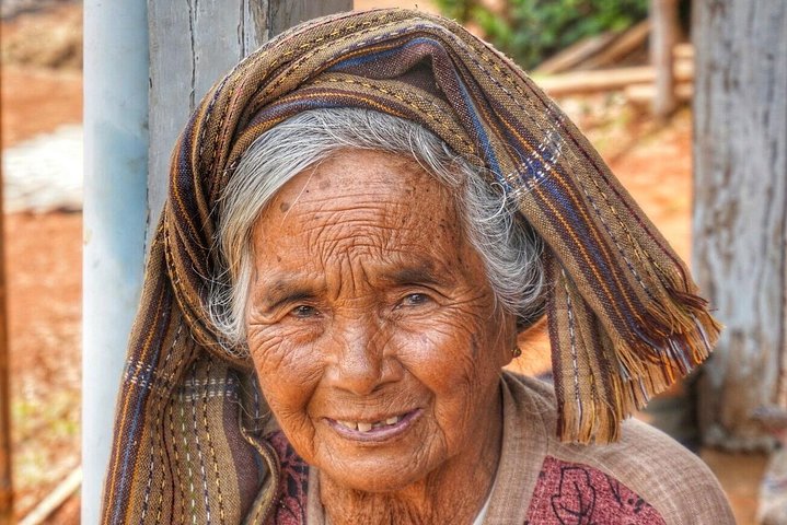 3 Days 2 Night " Off the beaten track ” ( Kalaw to Inle )