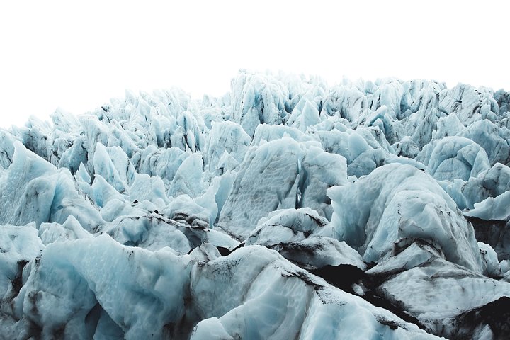 Skaftafell: 4h Small Group Glacier Hike with Guide and Transfer