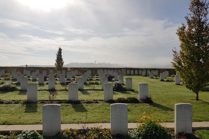 1 day Canadian WW1 private tour including Vimy Ridge