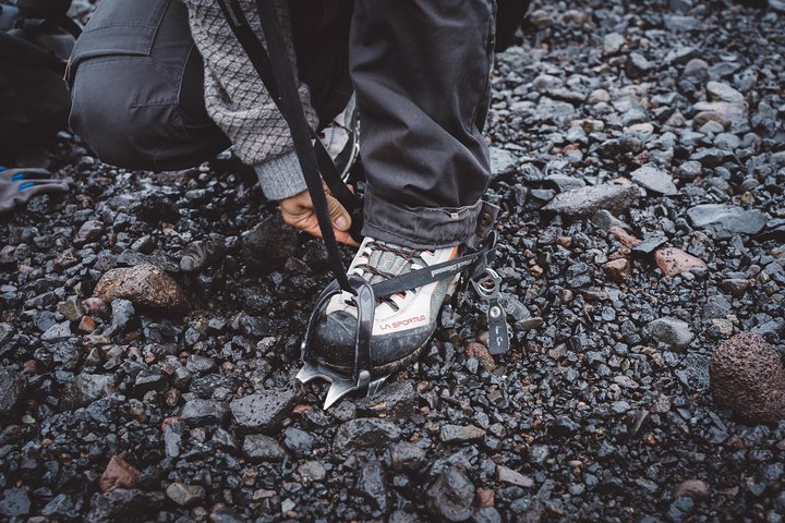 Vatnajökull Guided Beginner Glacier Walk with 4x4 Transfer