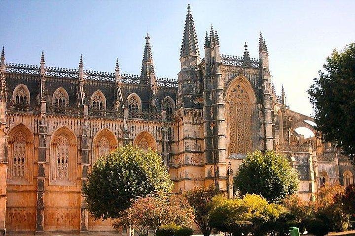 Fátima & the West coast of Portugal - Private Van Tour