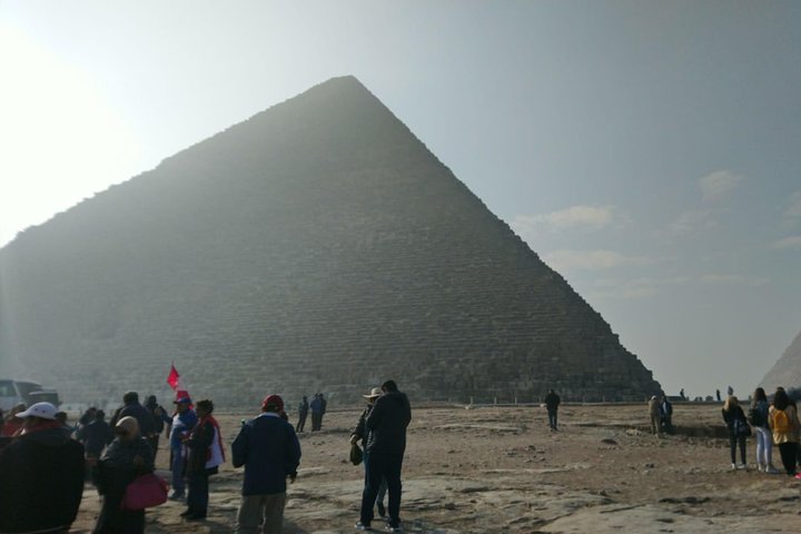 Full day Private Tour Giza Pyramids Sakkara Memphis Dahshur