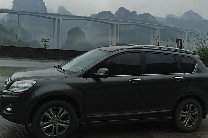 Private Transfer from Xingyi hotel to Yunnan Kunming hotel
