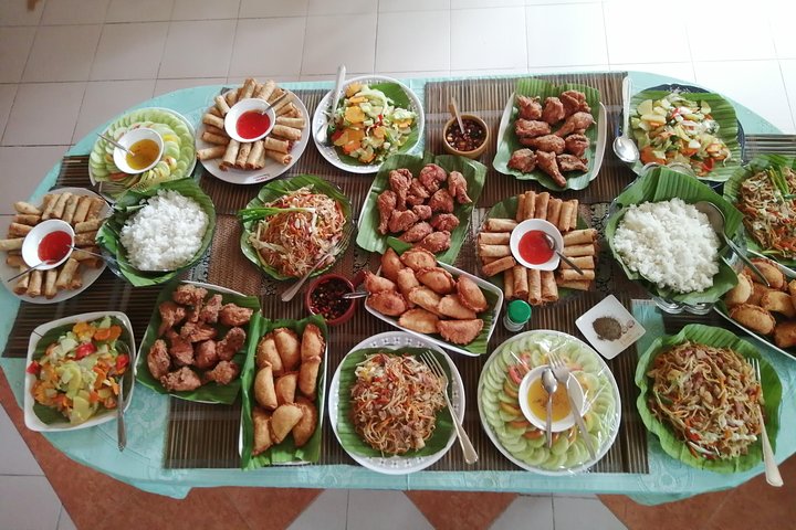 Canyoneering in Kawasan Falls with Lunch (from Moalboal)