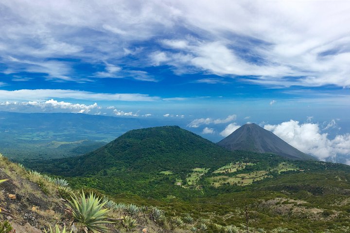 Santa Ana volcano hike with privileged early access. Go safe and skip the crowds