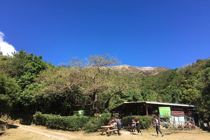 Santa Ana volcano hike with privileged early access. Go safe and skip the crowds