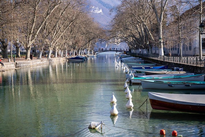ANNECY | Private Walking Tour of Annecy's Historical Center