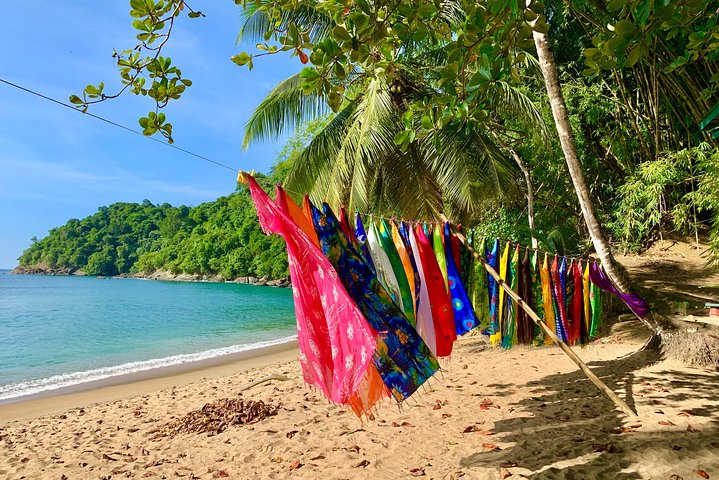 The Grand Circle 12-Hour All-Inclusive Island Experience