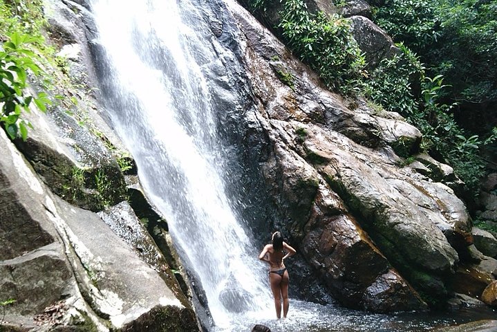 Feiticeira's Waterfall + Beaches of Enseada das Estrelas - Full day Private Hike
