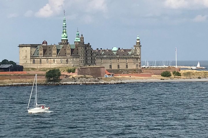 Hamlet and Sweden Tour - Two Countries in one day !