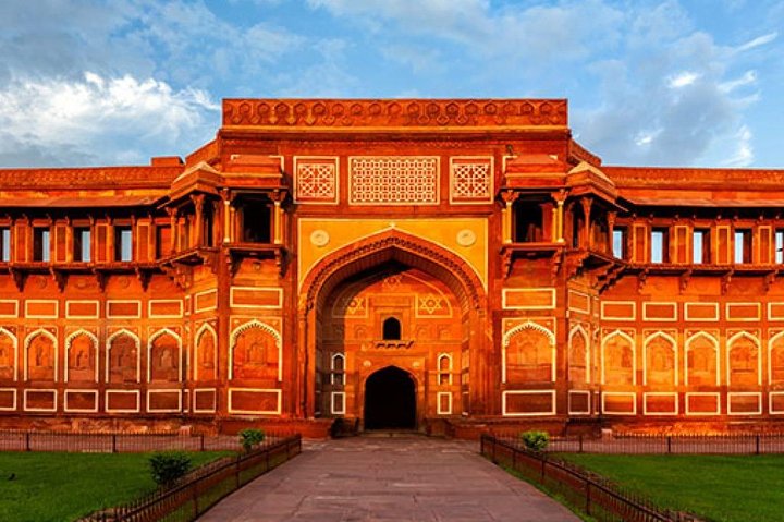 All Inclusive Day Trip to Taj Mahal Agra Fort Baby Taj From Delhi