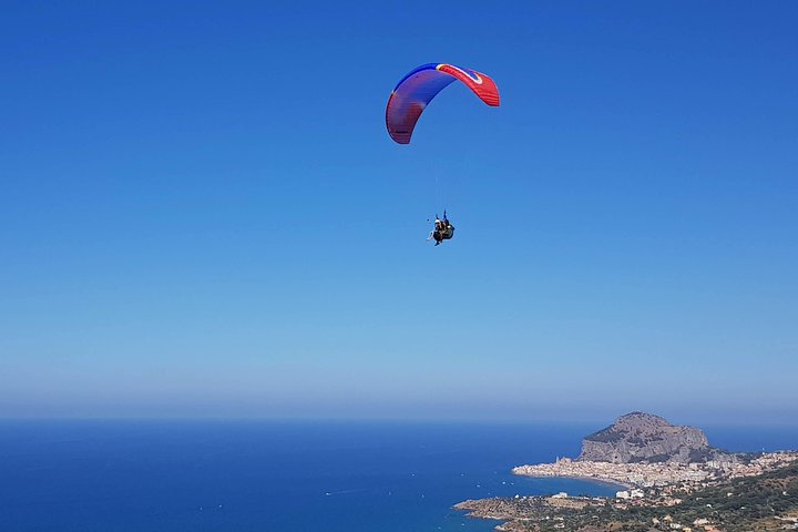 Tandem Paragliding Flight in Cefalù