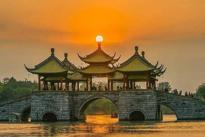 Yangzhou Private Flexible Day Tour with Lunch