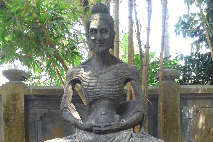 Borobudur Temple Climb To The Top & Prambanan Temple - 1 day tour