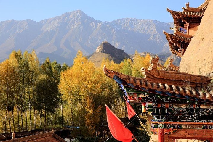 Private day tour to Zhangye Mati temple & Giant Buddha Temple start from Zhangye