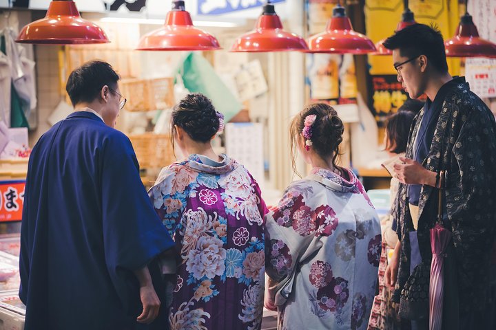 Kanazawa Private Tour with a Local – Highlights & Hidden Gems