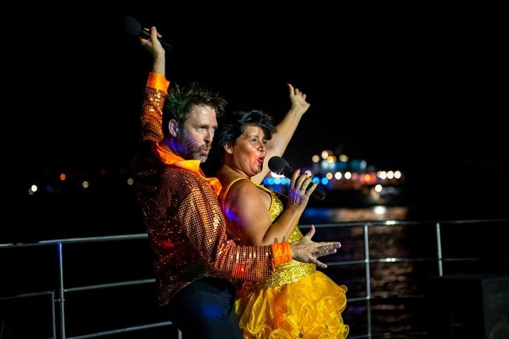 Ocean Vision: Show & Dance Night with buffet, open bar & transfer