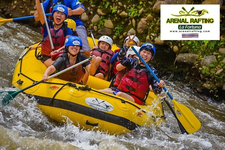 Balsa River White Water Rafting class 2/3 in Costa Rica