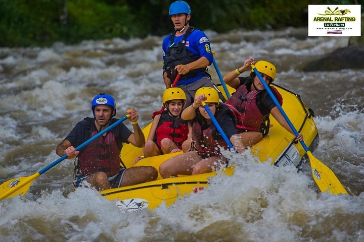 Balsa River White Water Rafting class 2/3 in Costa Rica