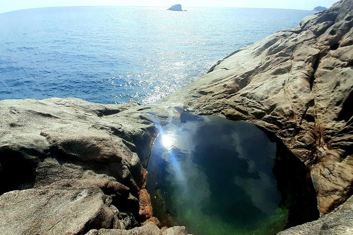 Rock Pool, dreamlike & unique experience | Mahé | Private hike |