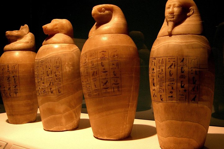 Turin: Egyptian Museum 2-hour monolingual guided experience
