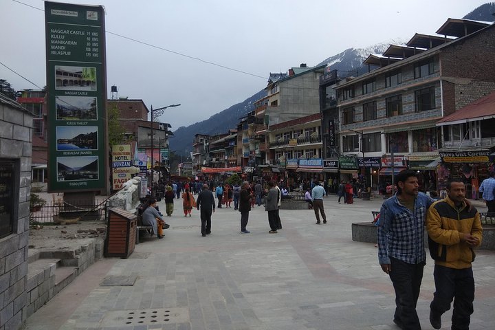 Heritage & Cultural Walking Tour Manali (2 Hours Guided Walking Tour)