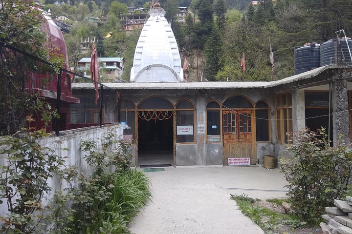 Discover the Spiritual Trails of Manali (2 Hours Guided Walking Tour)