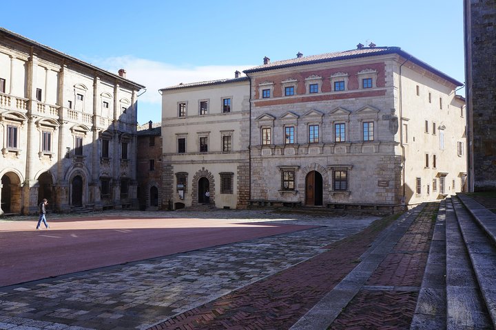 Small-Group Montepulciano and Pienza Day Trip from Siena