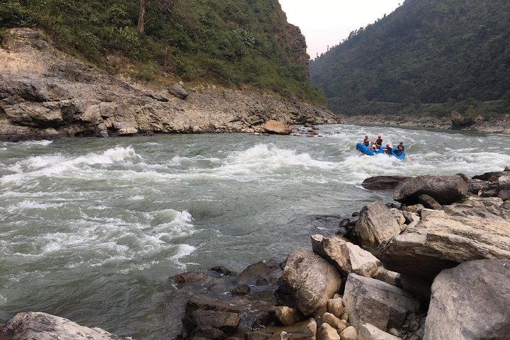 1 day Trishuli river rafting