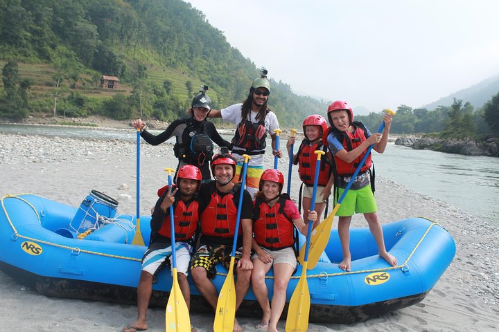1 day Trishuli river rafting