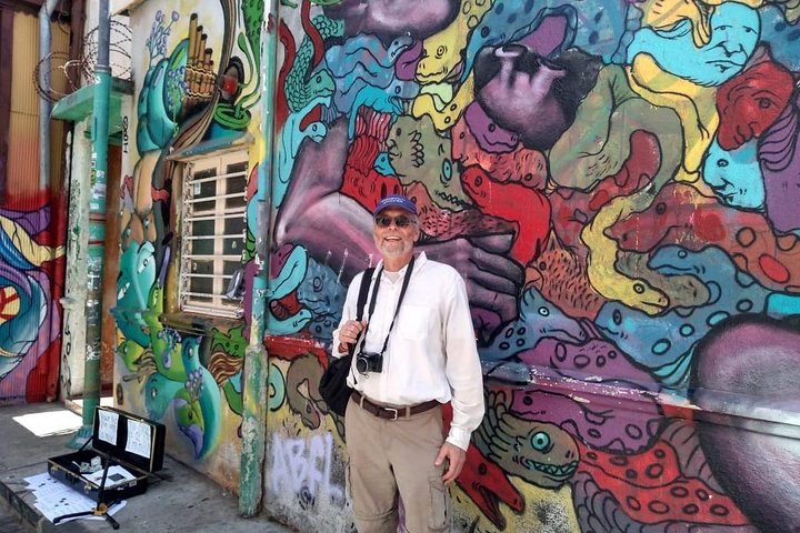 Famous Valparaíso! Premium Walking Tour with a Native Guide