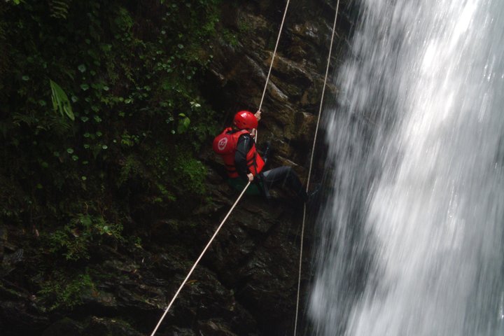 Canyoning - Cashaurco Special offer for Holidays. For a day -Puyo