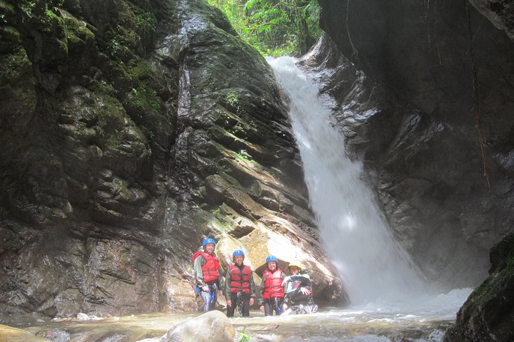 Canyoning - Cashaurco Special offer for Holidays. For a day -Puyo