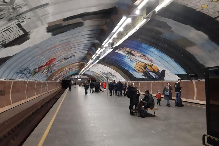 Kyiv Metro Private Tour – Highlights of the Subway Stations