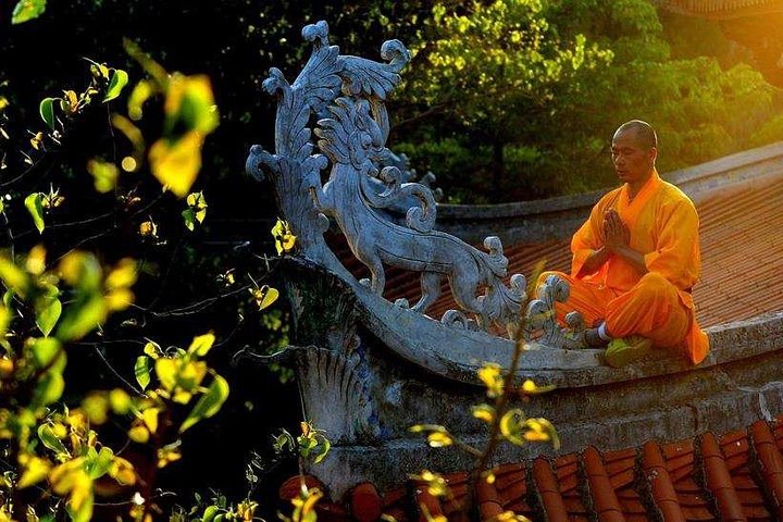 Private Full-Day Tour to Shaolin Temple and Mt.Song from Zhengzhou