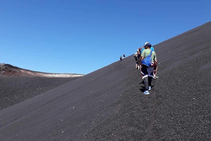 Hiking to Petit Pico and the Crater of 2014