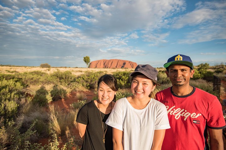 Uluru, Kata Tjuta and Kings Canyon Camping Safari from Alice Springs