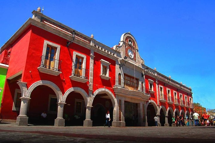 Private Art Pottery Tour: Tlaquepaque, Tonalá, and Clay Workshop