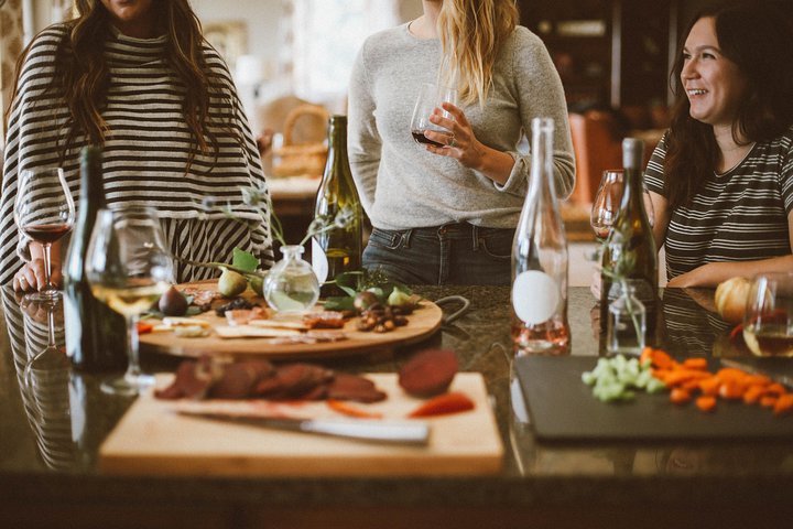Full-Day Boutique Wine Tour with Pick Up and Lunch