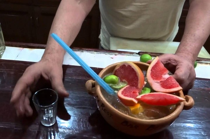 Private Art Pottery Tour: Tlaquepaque, Tonalá, and Clay Workshop